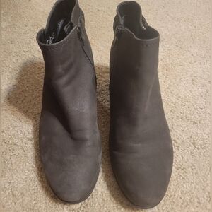 Gabor Black Ankle Boots Sleek Minimalist Design